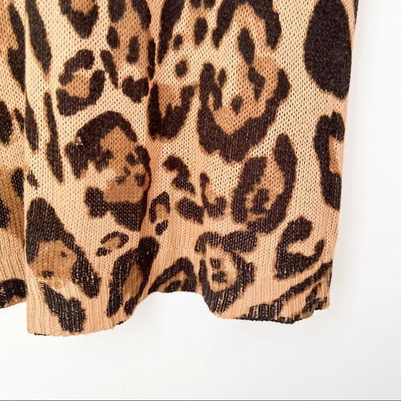 Show Me Your Mumu Carter Tunic in Leopard Knitten - Picture 9 of 10